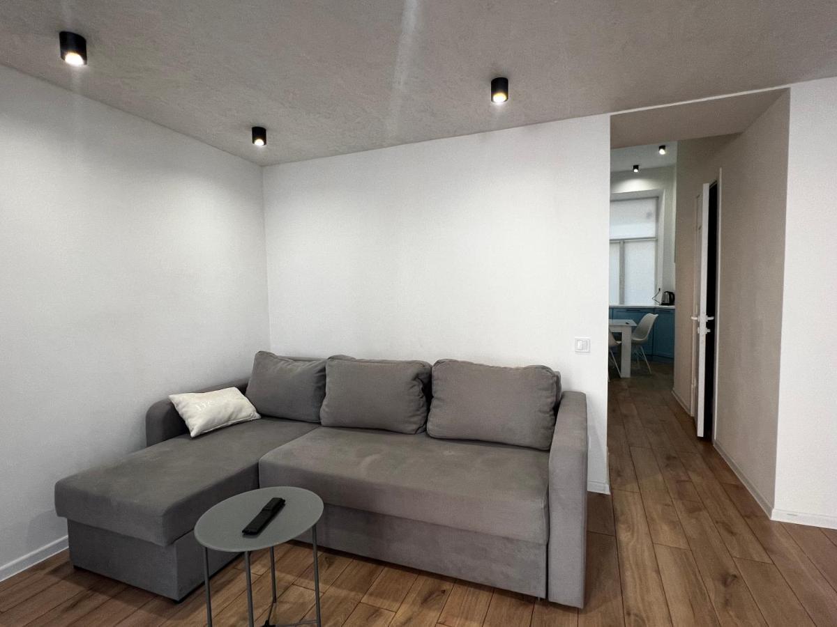 Apartment Lesya Kurbasa Lviv Exteriör bild
