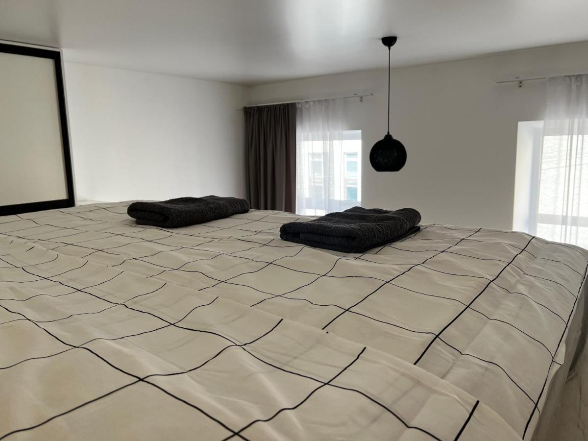 Apartment Lesya Kurbasa Lviv Exteriör bild