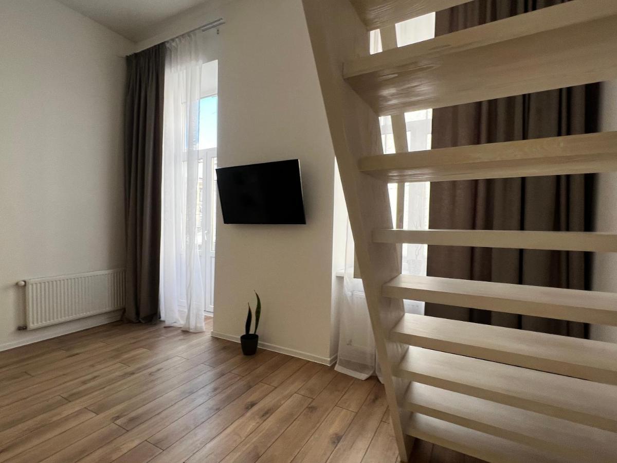 Apartment Lesya Kurbasa Lviv Exteriör bild