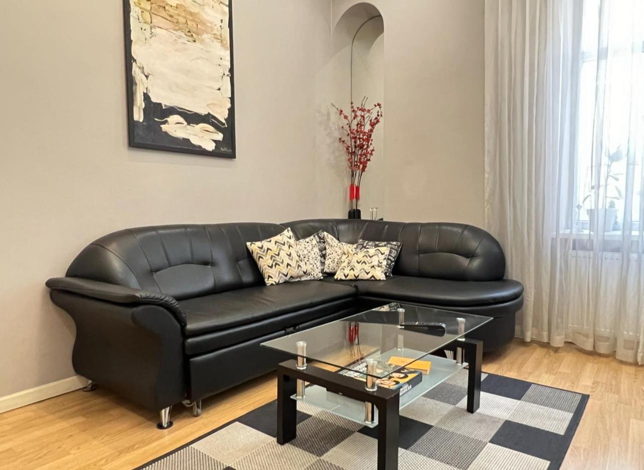 Apartment Lesya Kurbasa Lviv Exteriör bild