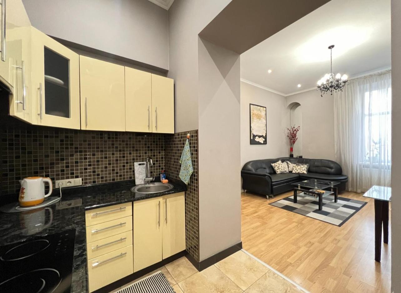 Apartment Lesya Kurbasa Lviv Exteriör bild